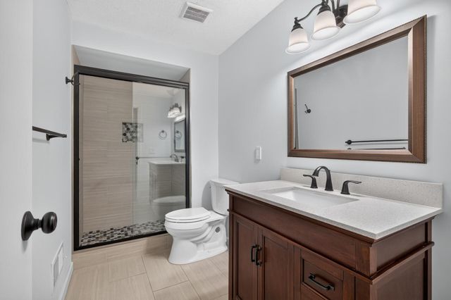 4867 Richard Lane, Eagan, MN 55122