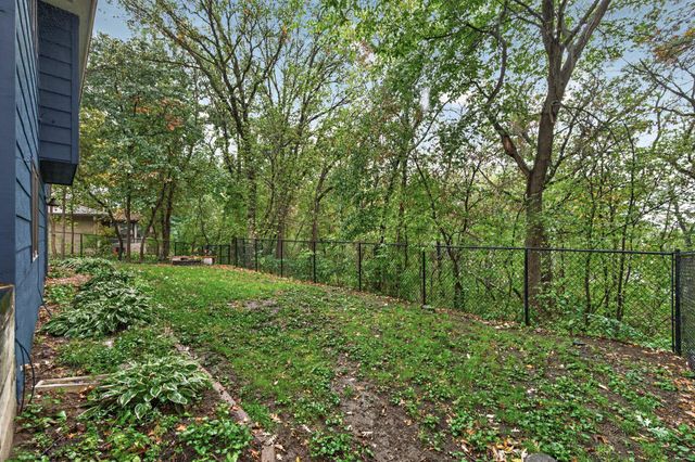 4867 Richard Lane, Eagan, MN 55122