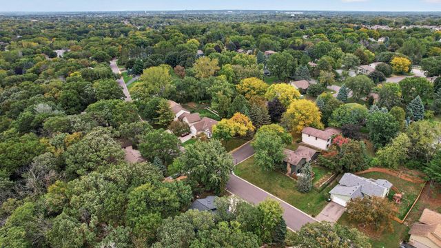 4867 Richard Lane, Eagan, MN 55122