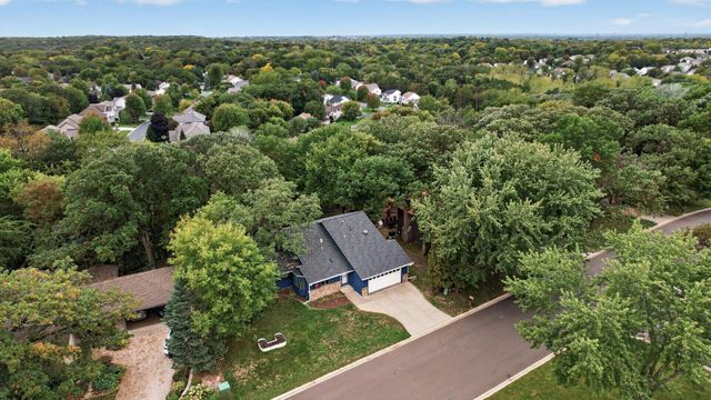 4867 Richard Lane, Eagan, MN 55122