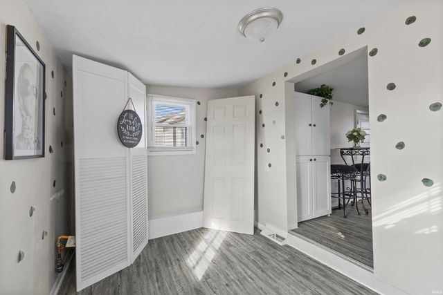 1617 W 16th Street, Muncie, IN 47302