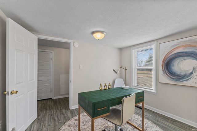 1617 W 16th Street, Muncie, IN 47302