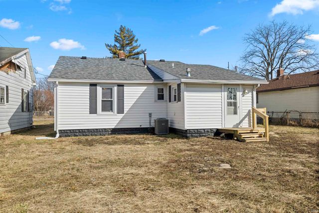 1617 W 16th Street, Muncie, IN 47302