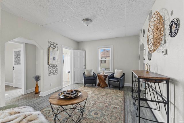 1617 W 16th Street, Muncie, IN 47302