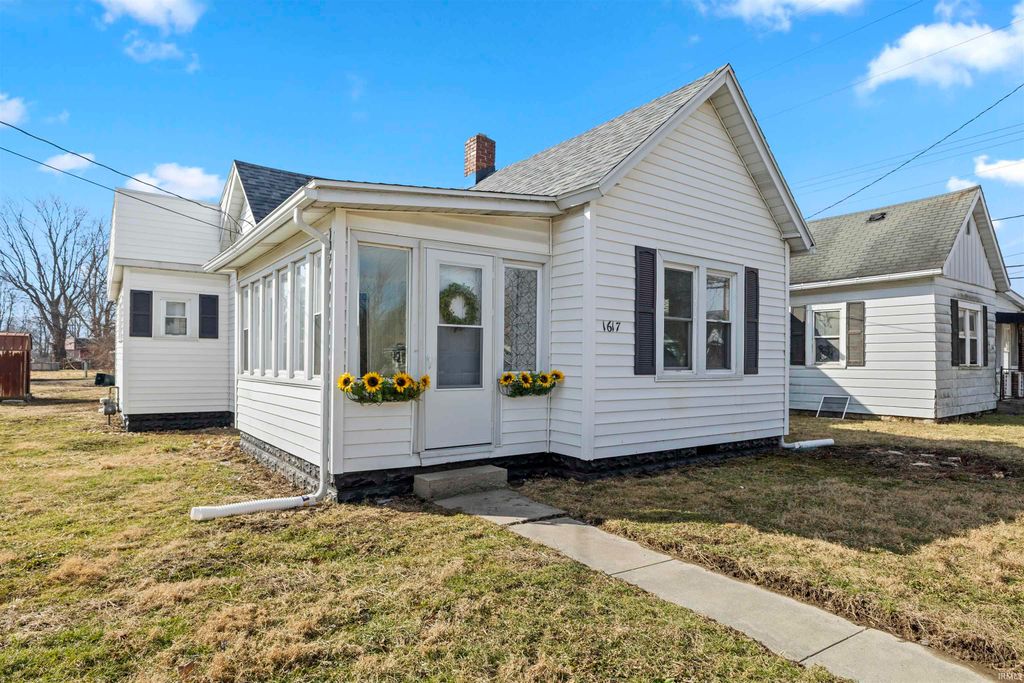 1617 W 16th Street, Muncie, IN 47302