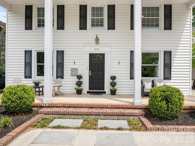 225 Altondale Avenue, Charlotte, NC 28207