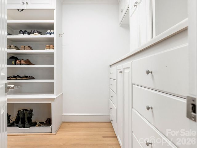 225 Altondale Avenue, Charlotte, NC 28207