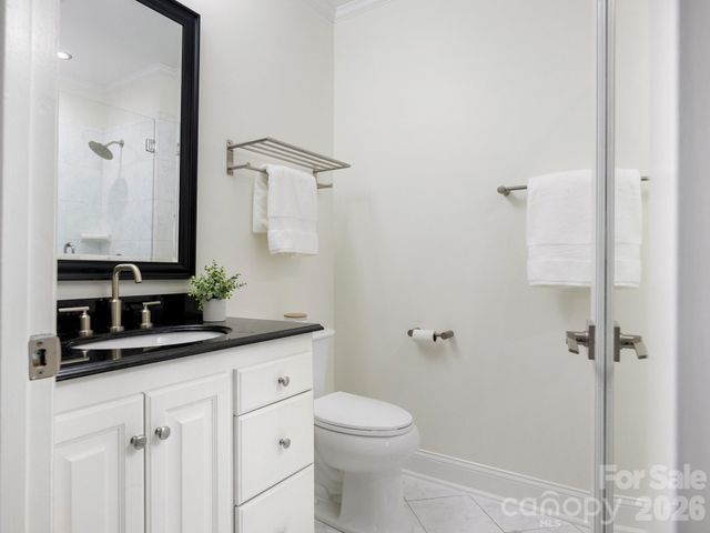 225 Altondale Avenue, Charlotte, NC 28207