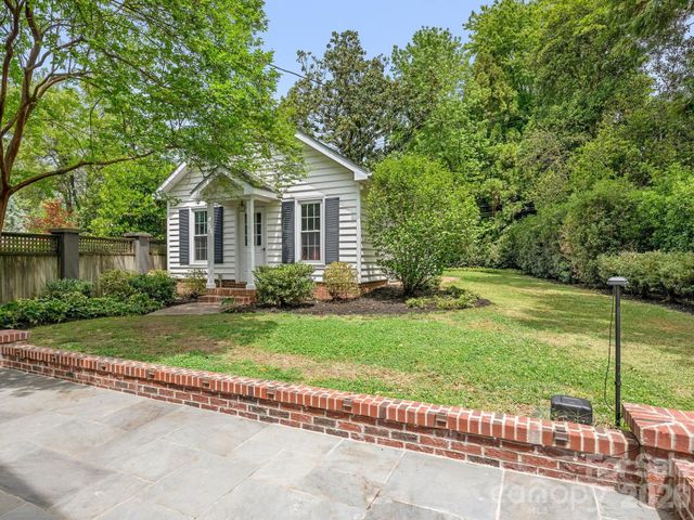 225 Altondale Avenue, Charlotte, NC 28207