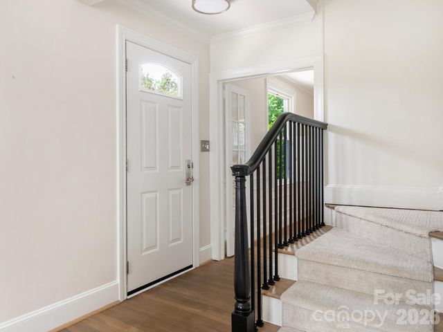 225 Altondale Avenue, Charlotte, NC 28207