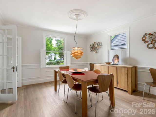 225 Altondale Avenue, Charlotte, NC 28207
