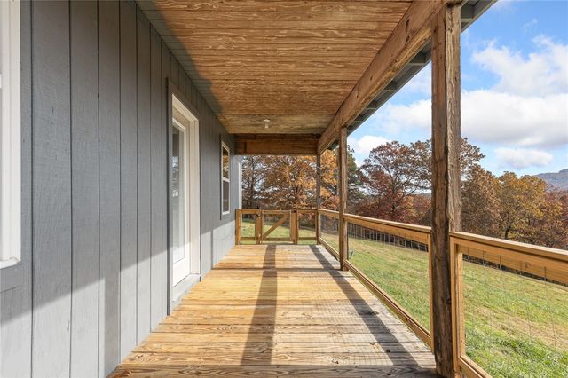 491 NC 4303, Hasty, AR 72640