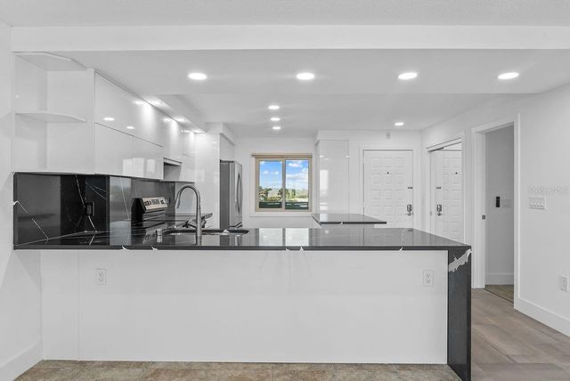 9604 CORTEZ ROAD W 233, Bradenton, FL 34210