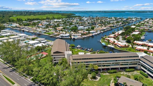 9604 CORTEZ ROAD W 233, Bradenton, FL 34210