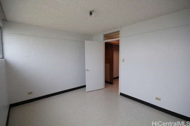 1419 Ernest Street 202, Honolulu, HI 96822