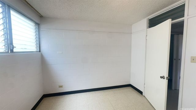 1419 Ernest Street 202, Honolulu, HI 96822