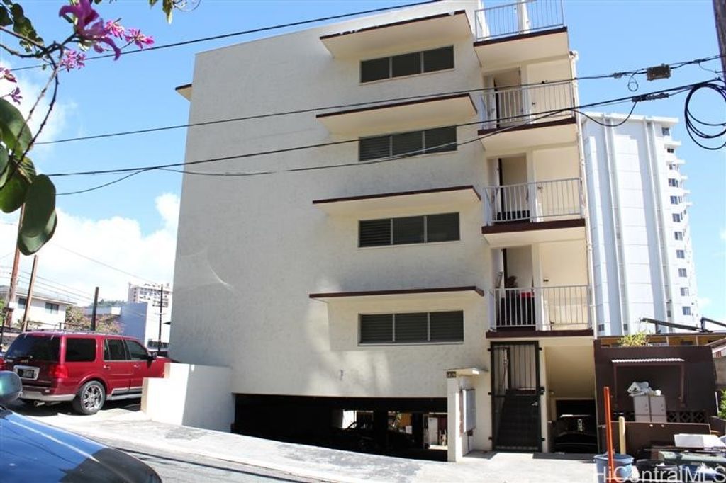 1419 Ernest Street 202, Honolulu, HI 96822