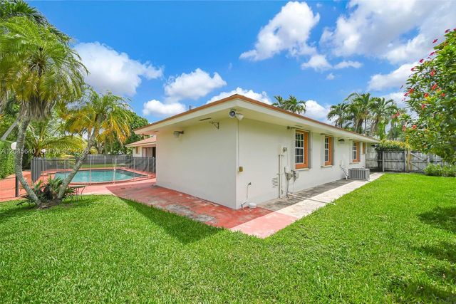 13562 SW 109th Pl, Miami, FL 33176