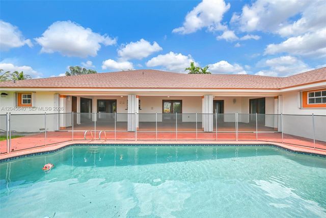 13562 SW 109th Pl, Miami, FL 33176