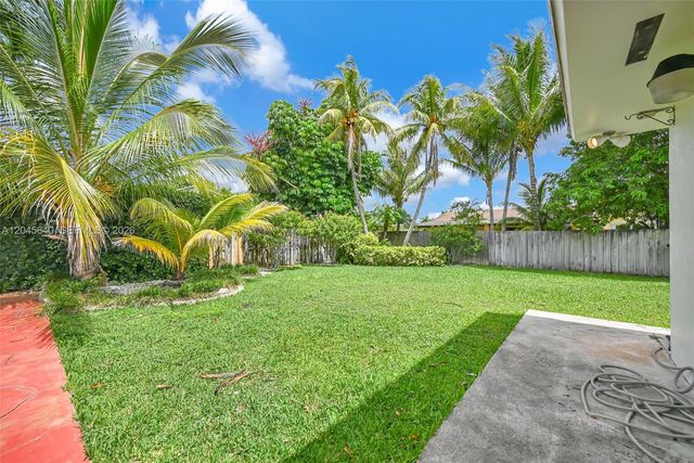 13562 SW 109th Pl, Miami, FL 33176
