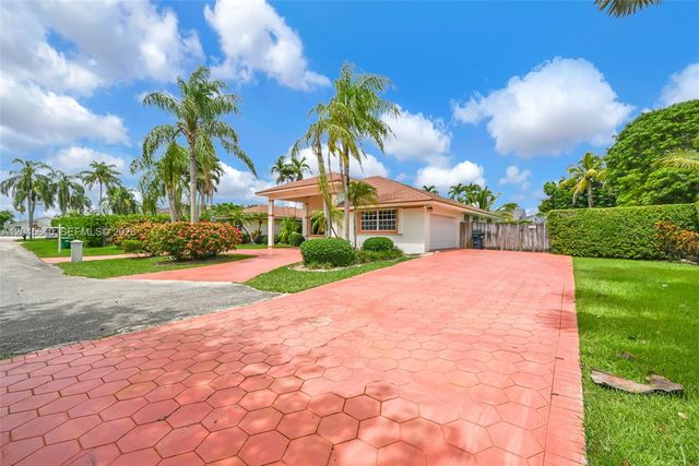 13562 SW 109th Pl, Miami, FL 33176