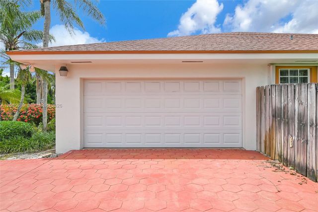 13562 SW 109th Pl, Miami, FL 33176