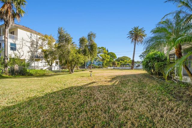 600 TENNESSEE AVENUE, Crystal Beach, FL 34681