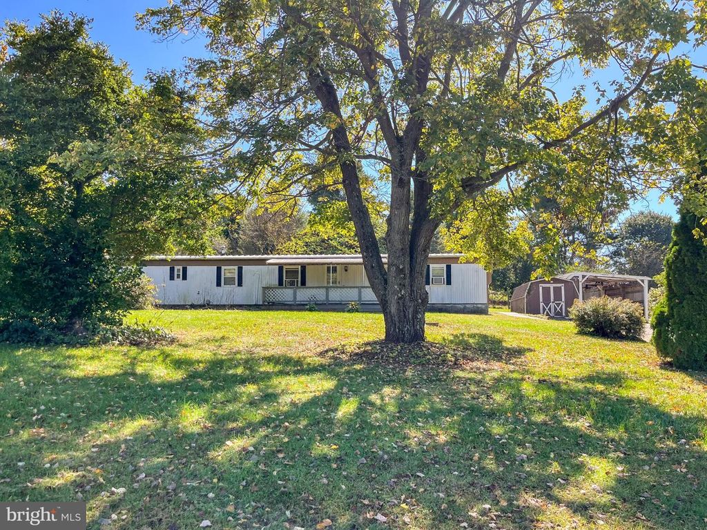 4162 RINELY RD, Stewartstown, PA 17363
