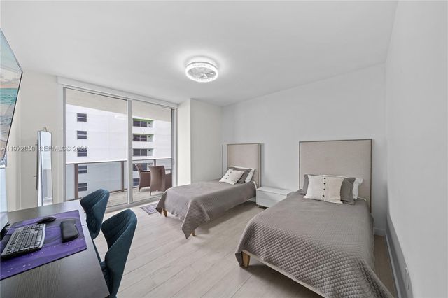 488 NE 18th St 2112, Miami, FL 33132