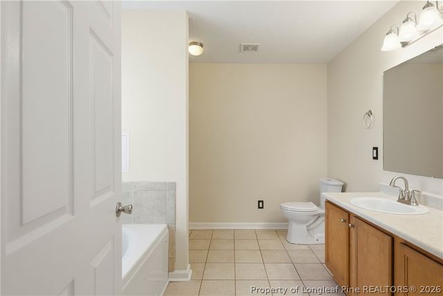 2955 Dalmation Drive, Hope Mills, NC 28348