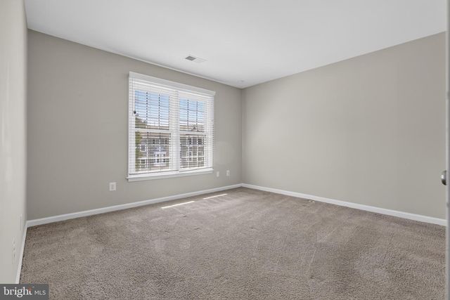 722 HETZEL TER SE, Leesburg, VA 20175