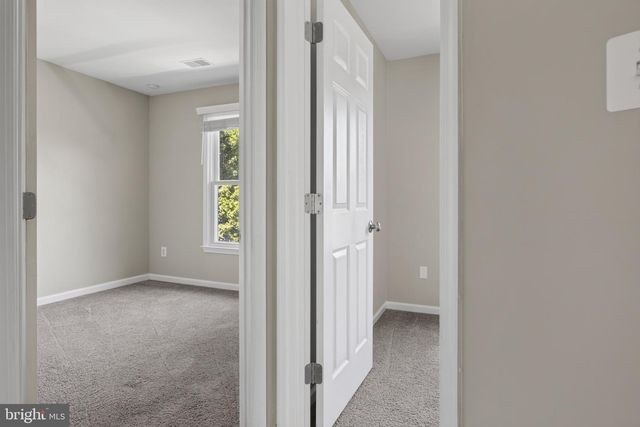 722 HETZEL TER SE, Leesburg, VA 20175