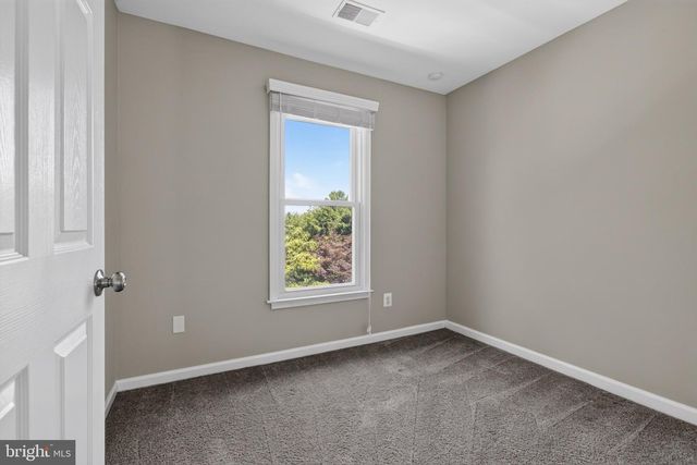 722 HETZEL TER SE, Leesburg, VA 20175