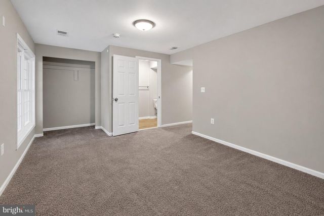 722 HETZEL TER SE, Leesburg, VA 20175