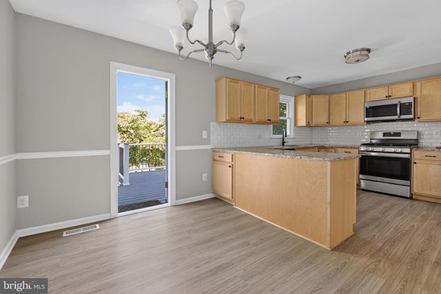 722 HETZEL TER SE, Leesburg, VA 20175