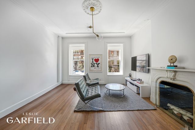 431 E 84TH Street, New York City, NY 10028