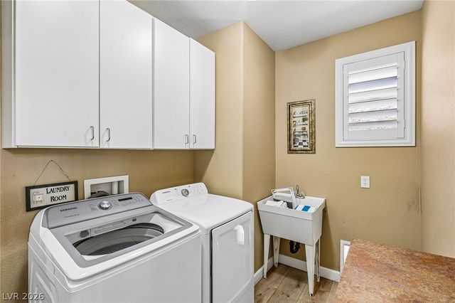 834 La Sconsa Drive, Las Vegas, NV 89138