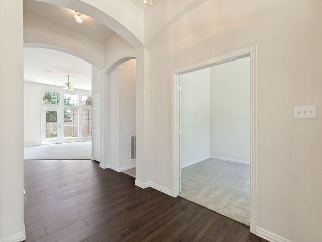 5916 Legend Lane, The Colony, TX 75056