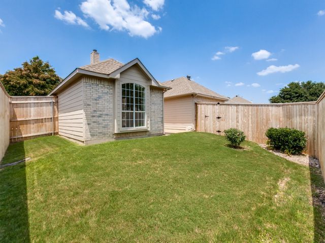 5916 Legend Lane, The Colony, TX 75056