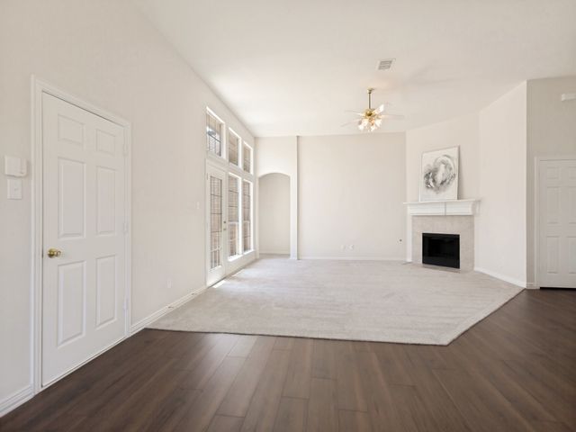 5916 Legend Lane, The Colony, TX 75056