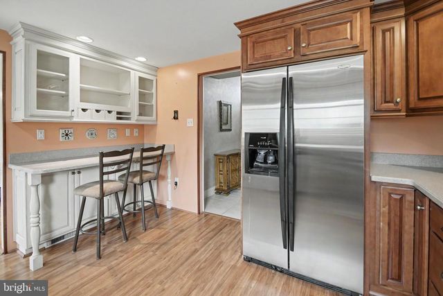 10 E SUMMIT AVE, Telford, PA 18969