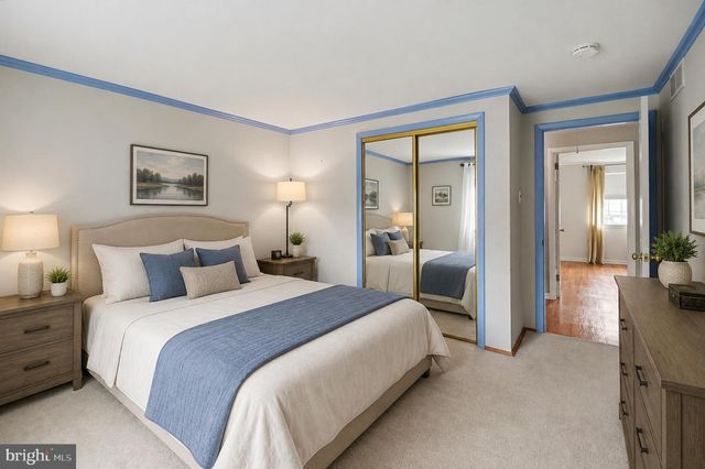 10 E SUMMIT AVE, Telford, PA 18969