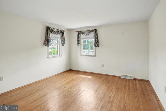 10 E SUMMIT AVE, Telford, PA 18969