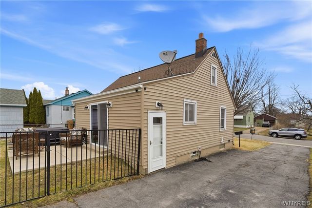 156 Cass Avenue, Cheektowaga, NY 14206