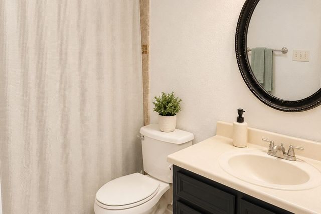 606 Hill CV, Round Rock, TX 78681