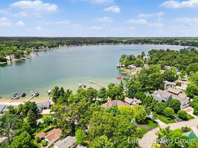 8750 Narnia Trail Ne, Cannon Twp, MI 49341