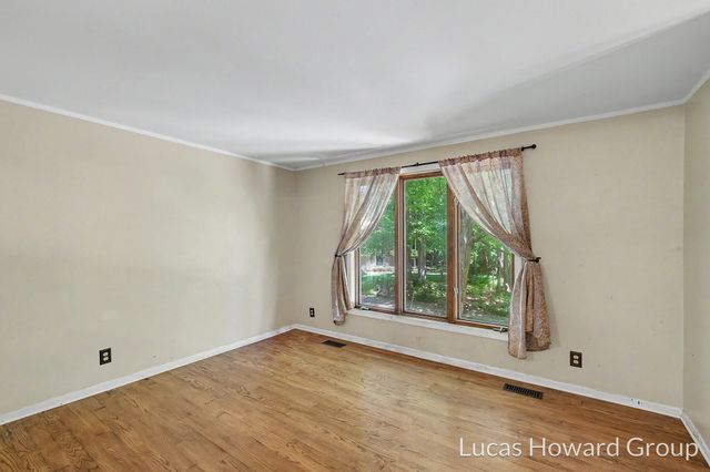 8750 Narnia Trail Ne, Cannon Twp, MI 49341
