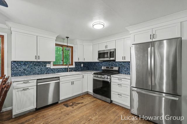 8750 Narnia Trail Ne, Cannon Twp, MI 49341