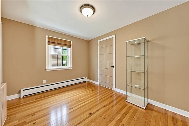 26 Coolidge Ave, Weymouth, MA 02188