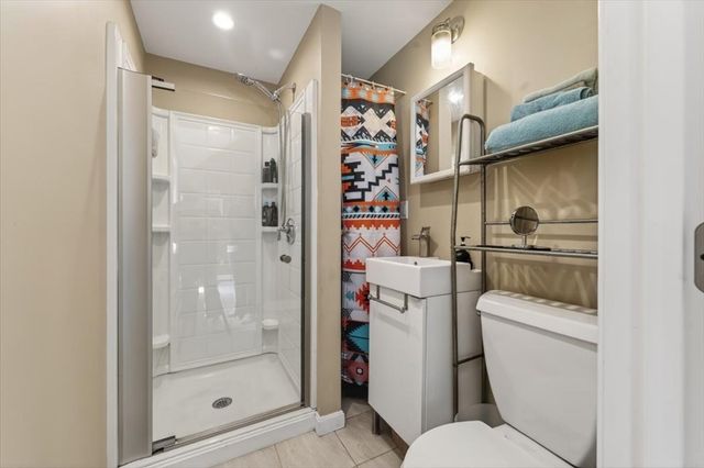 26 Coolidge Ave, Weymouth, MA 02188